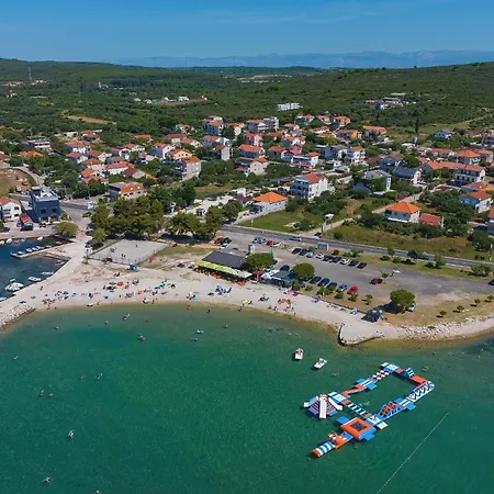 Family-friendly House With Hot Tub Sukosan, Zadar - 6123